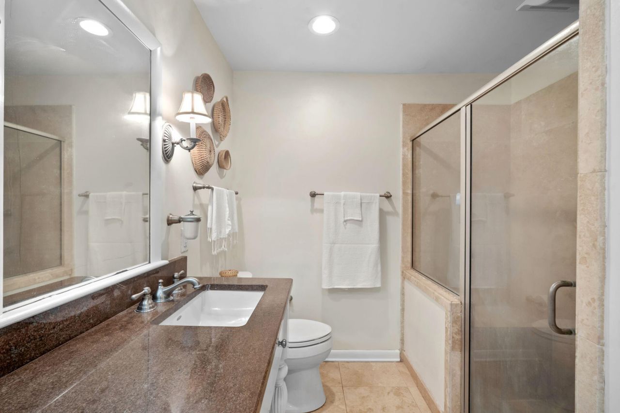 115 S Hermitage Road Photo 36