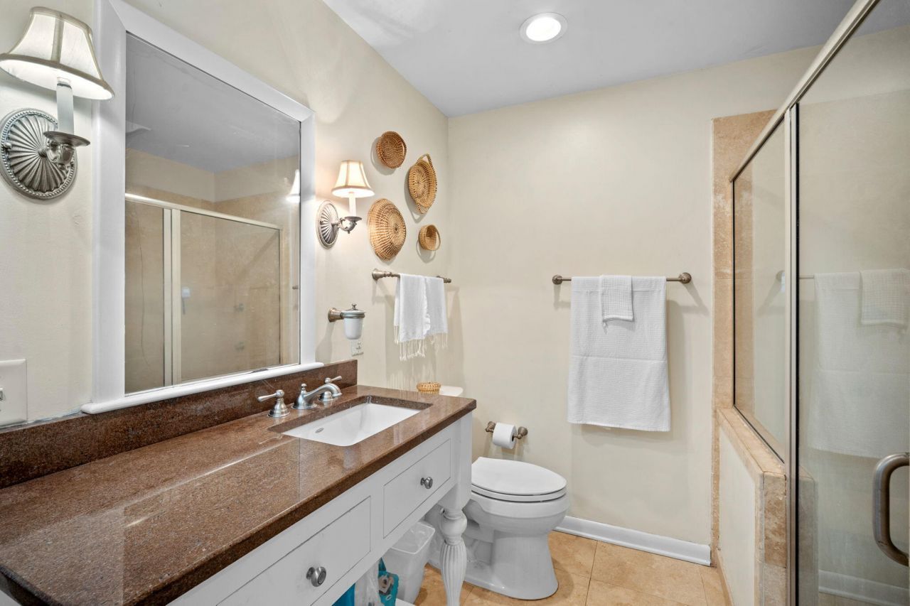 115 S Hermitage Road Photo 37