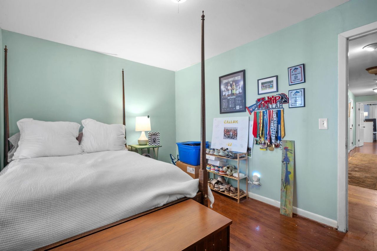 115 S Hermitage Road Photo 45