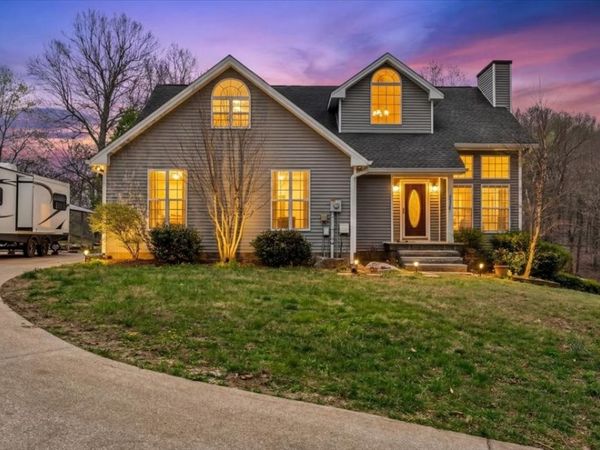 2301 Bearden Rd, Clarksville, TN 37043