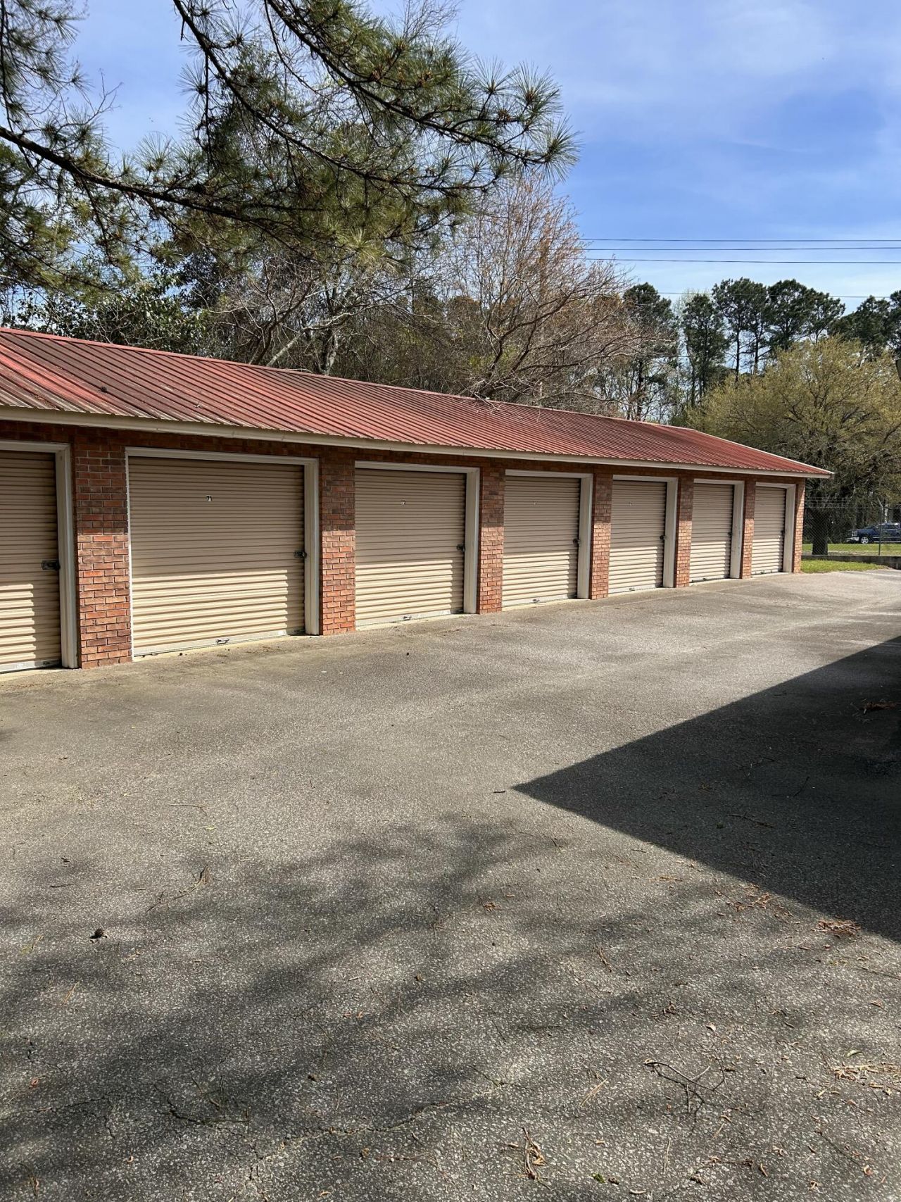 1307 N U.s. Highway 52  Photo 11