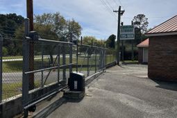 1307 N U.s. Highway 52  photo 4