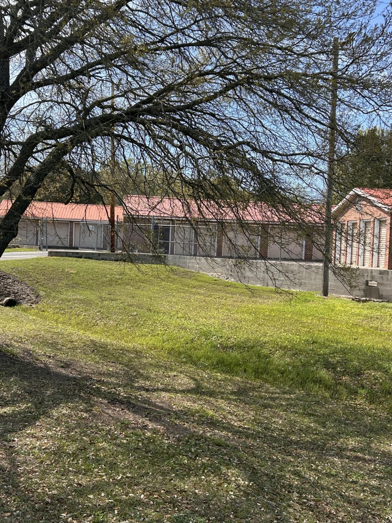 1307 N U.s. Highway 52  Photo 4