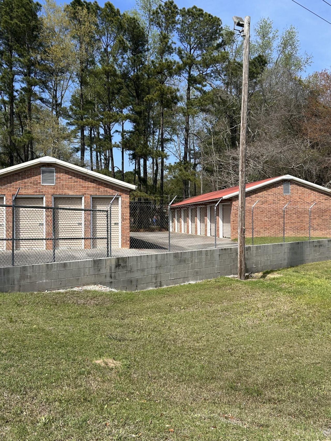 1307 N U.s. Highway 52  Photo 5