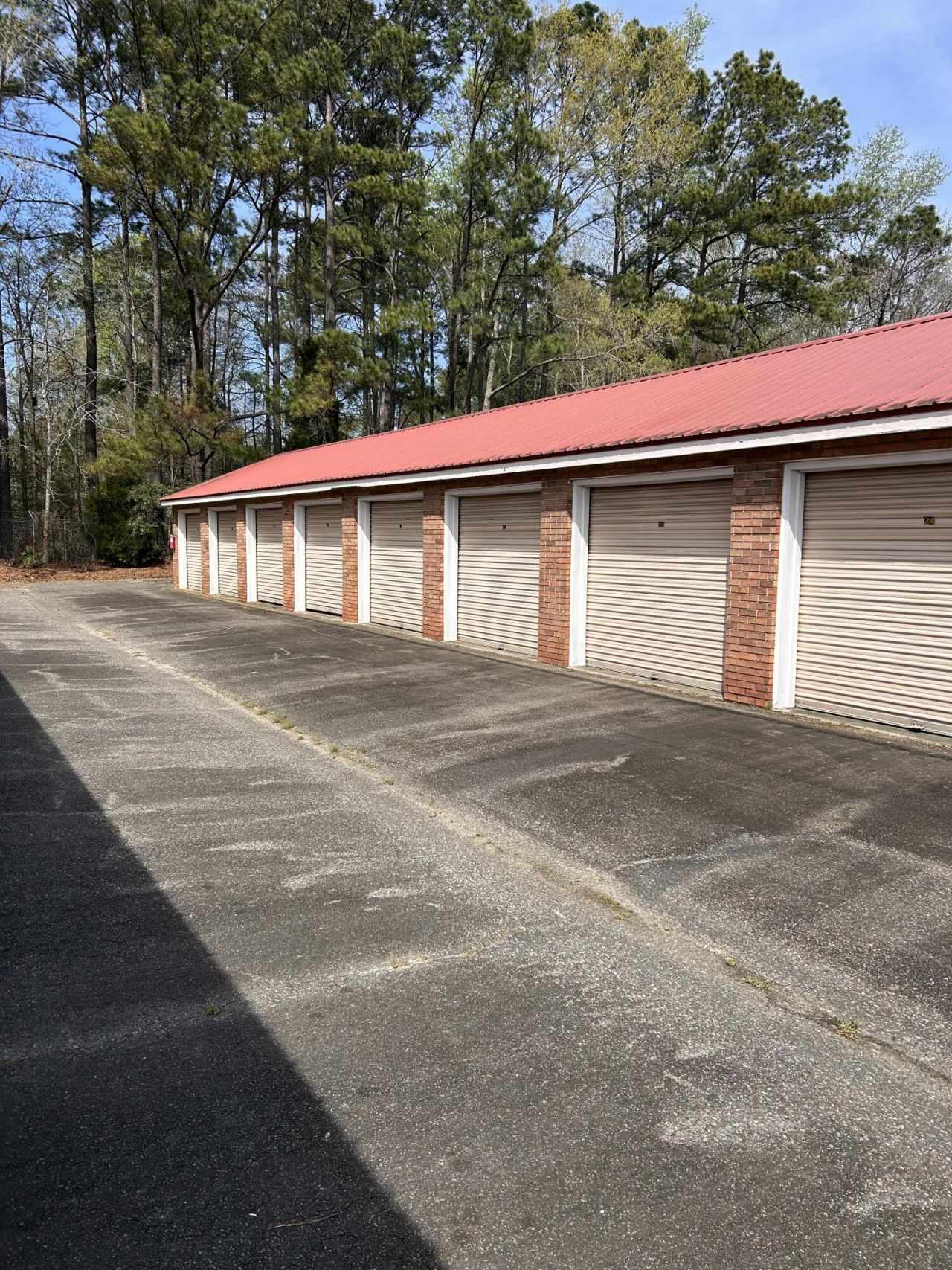 1307 N U.s. Highway 52  Photo 7