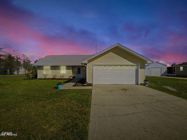4944 Deerwood Avenue, Youngstown, FL 32466