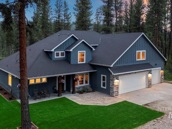 11 Cresent Cir, Idaho City, ID 83631
