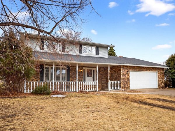 3525 Longfellow Road N, Fargo, ND 58102