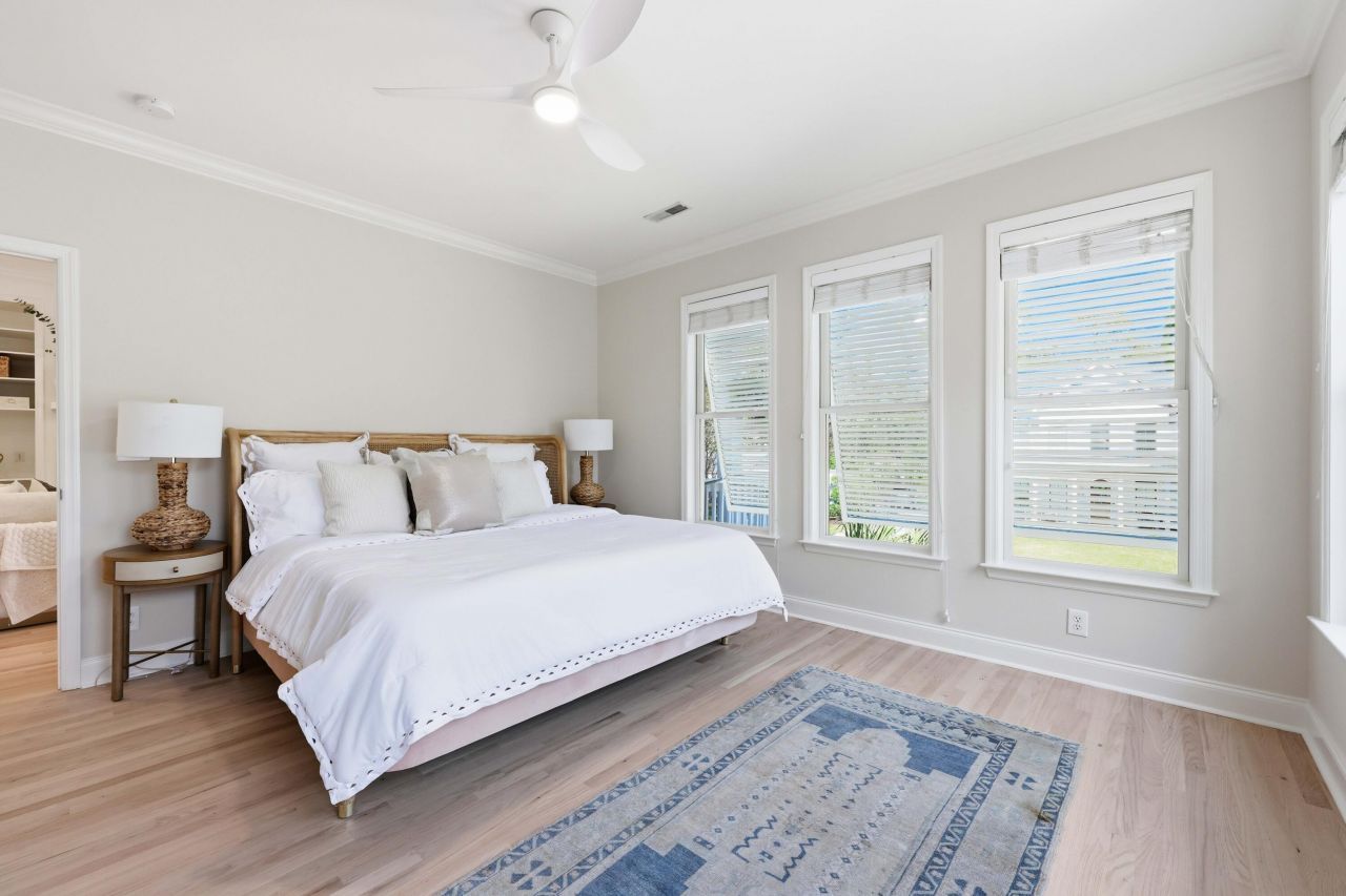 1431 Hindman Avenue Photo 11