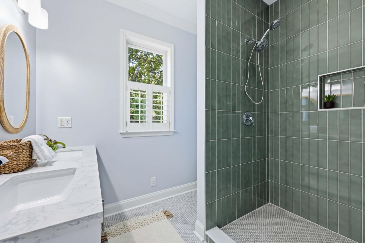 1431 Hindman Avenue Photo 15