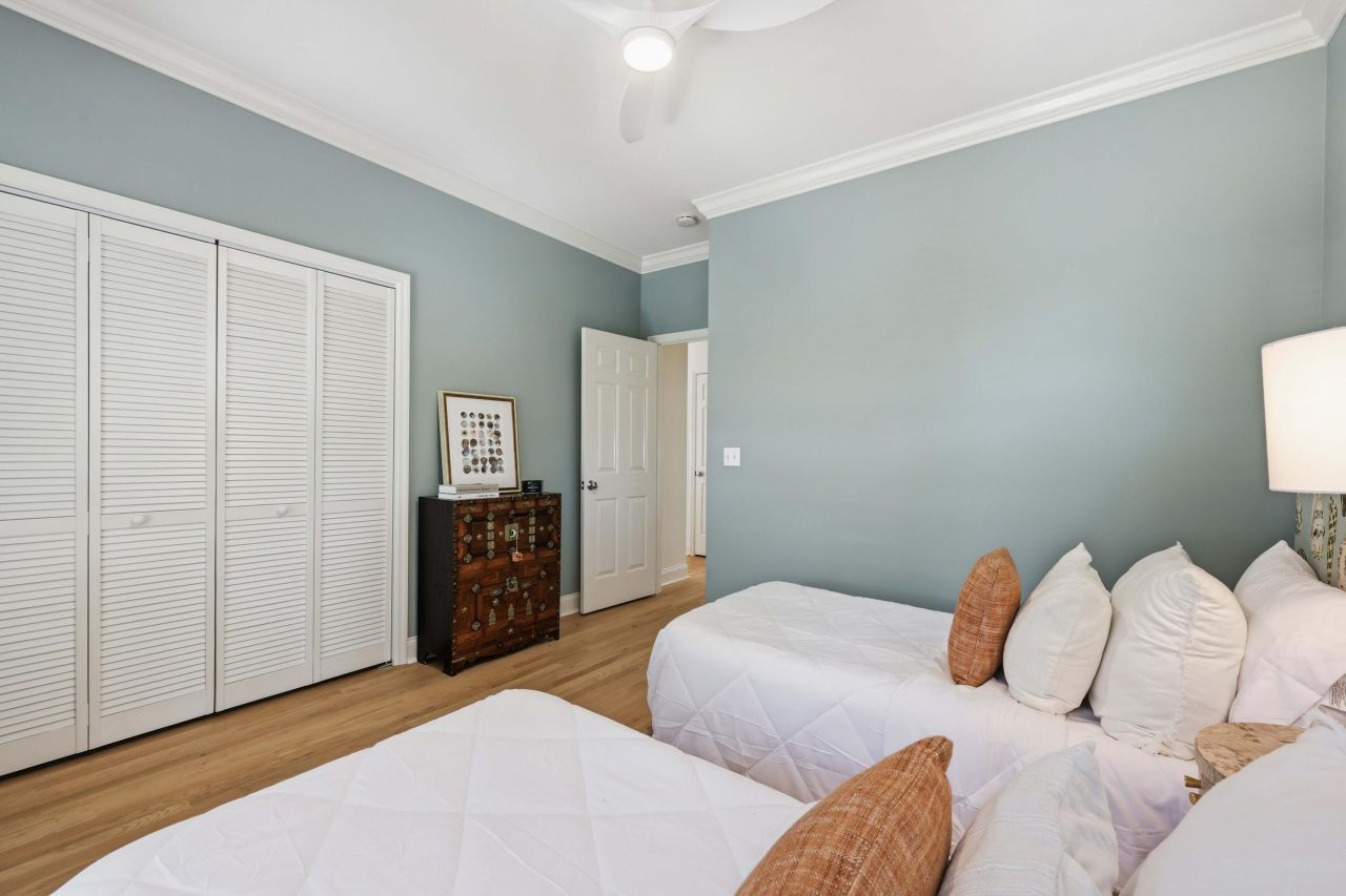 1431 Hindman Avenue Photo 17