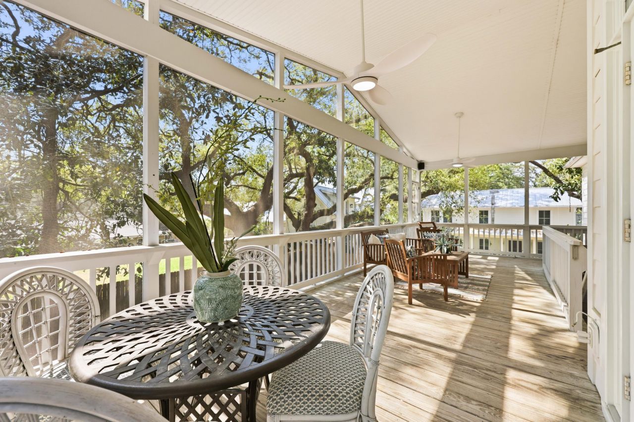 1431 Hindman Avenue Photo 29