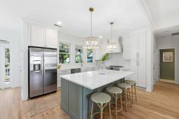 1431 Hindman Avenue photo 4