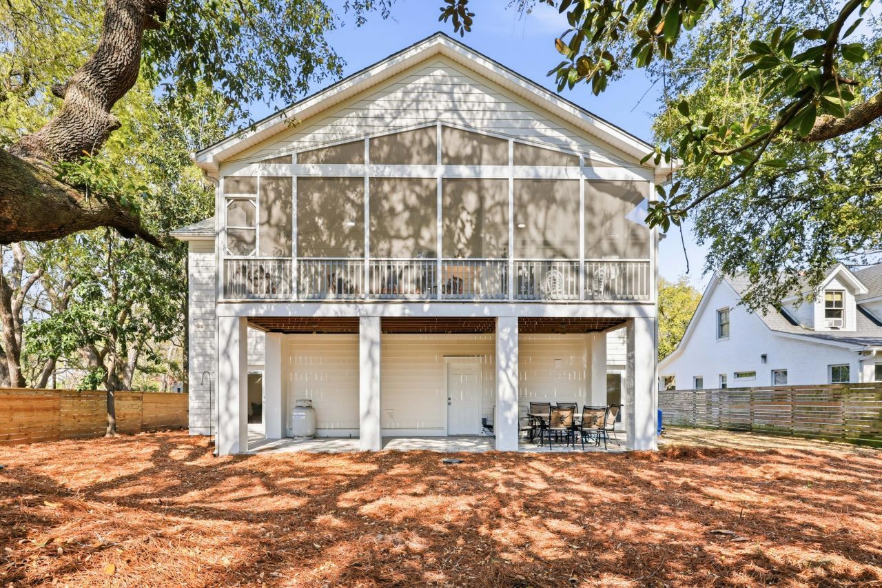 1431 Hindman Avenue Photo 32