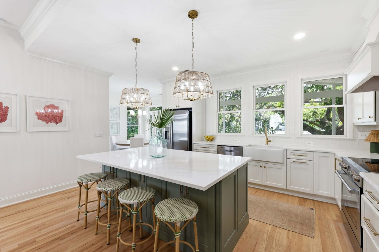 1431 Hindman Avenue Photo 4