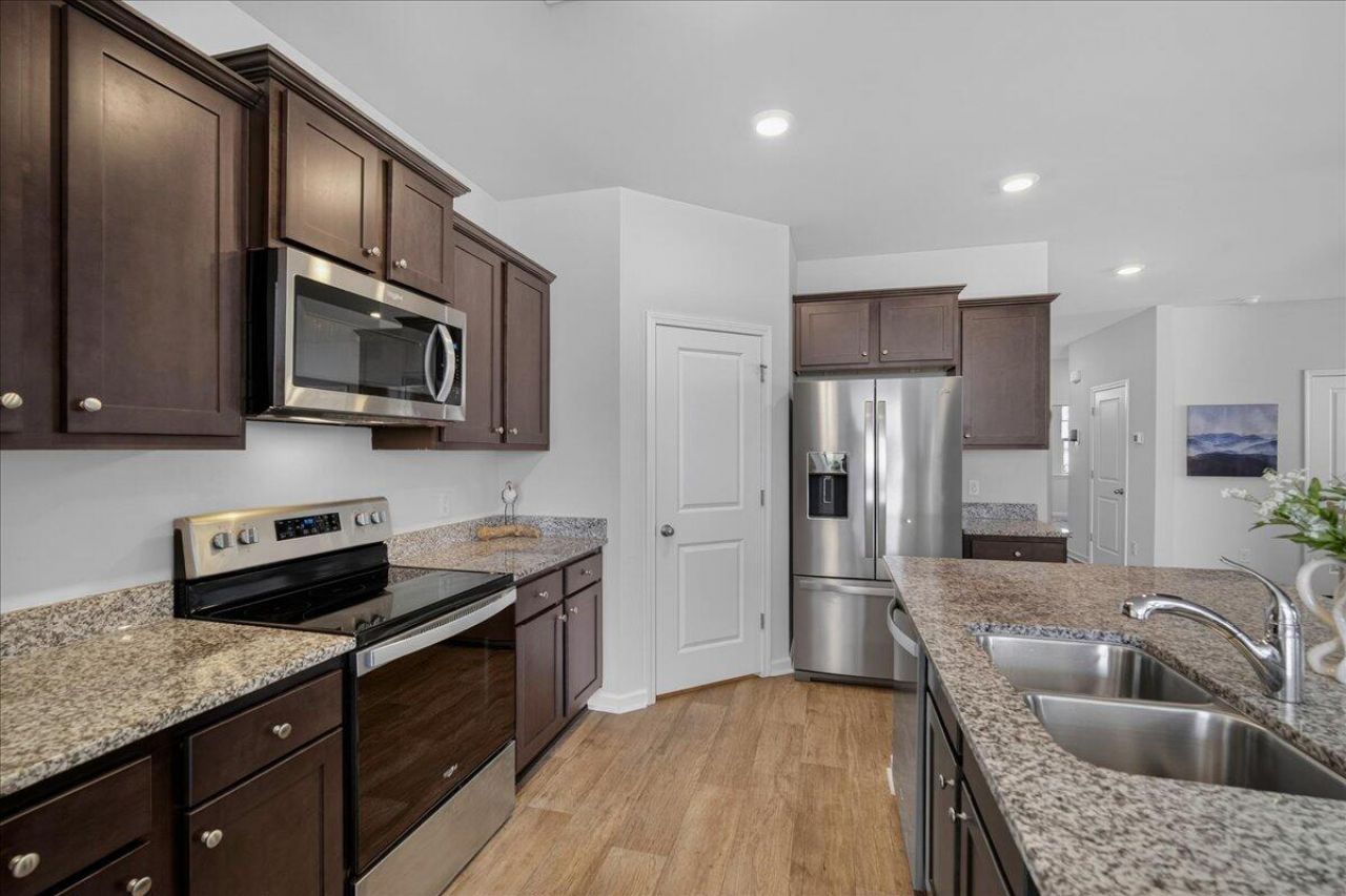 164 William Clark Boulevard Photo 19