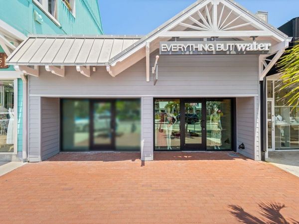 331 JOHN RINGLING BOULEVARD , Unit 101, SARASOTA, FL 34236