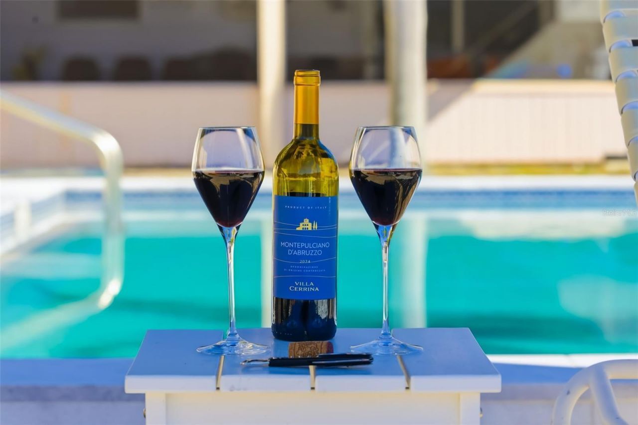 9022 Midnight Pass Road, Sarasota, FL 34242 Photo