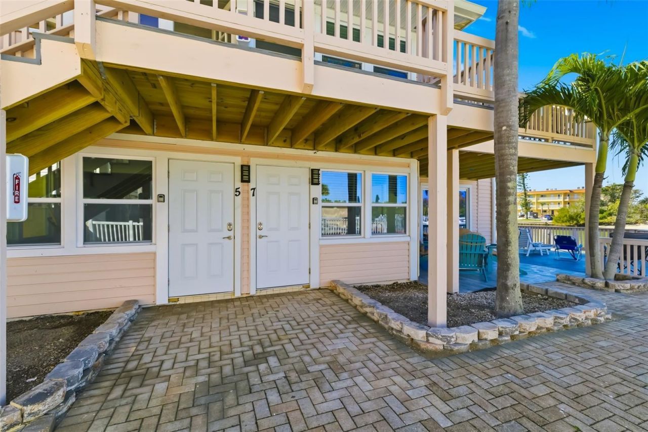 9022 Midnight Pass Road, Sarasota, FL 34242 Photo