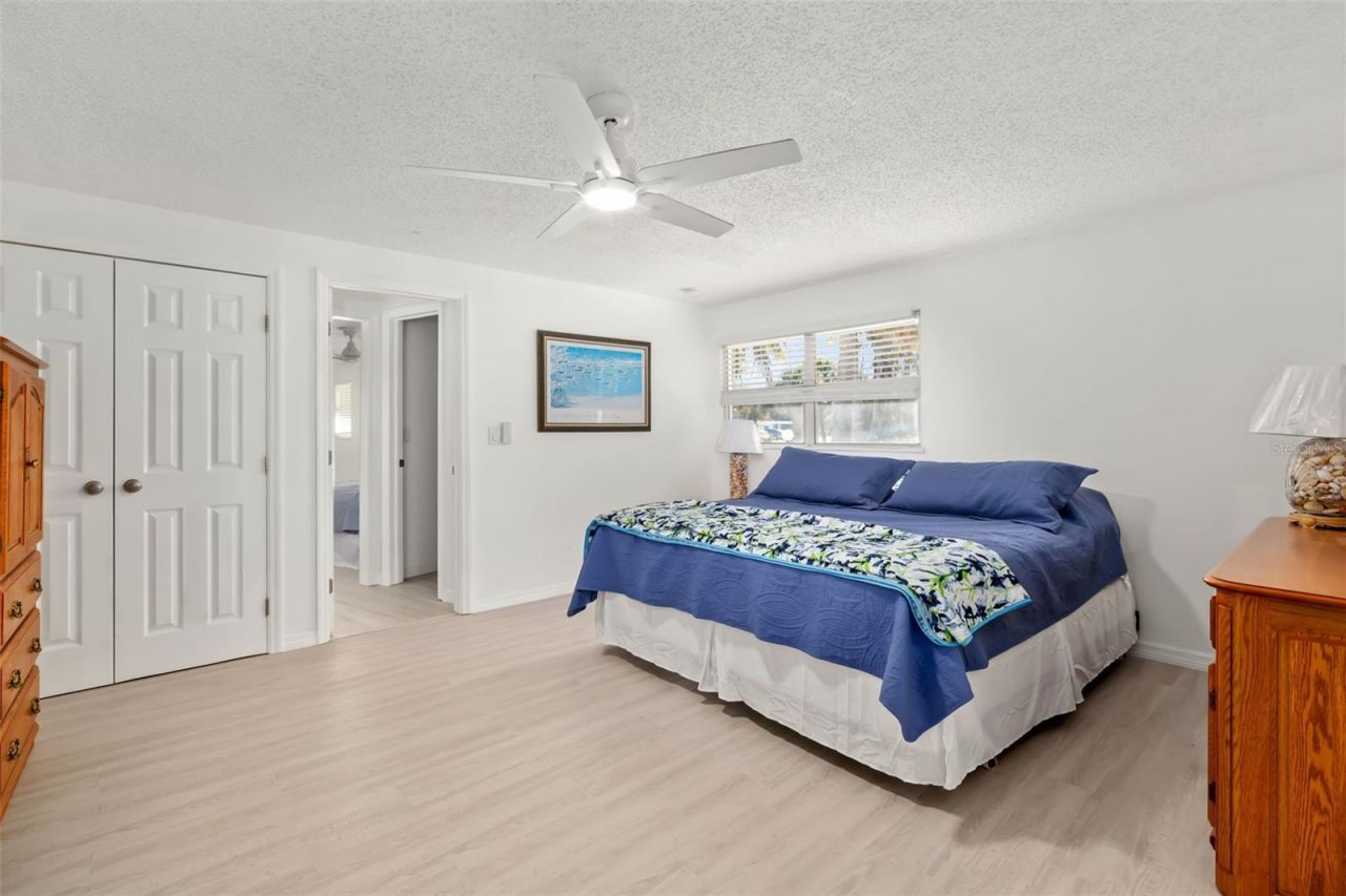 9022 Midnight Pass Road, Sarasota, FL 34242 Photo