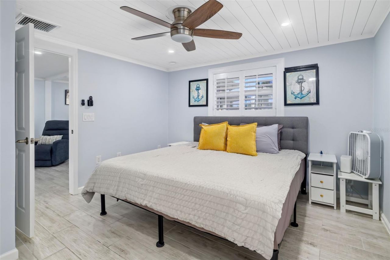 9022 Midnight Pass Road, Sarasota, FL 34242 Photo