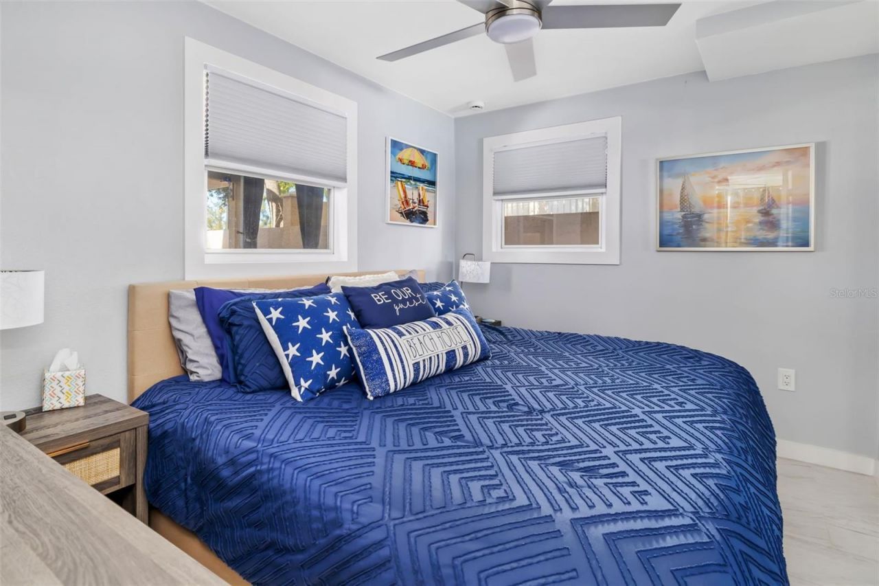 9022 Midnight Pass Road, Sarasota, FL 34242 Photo