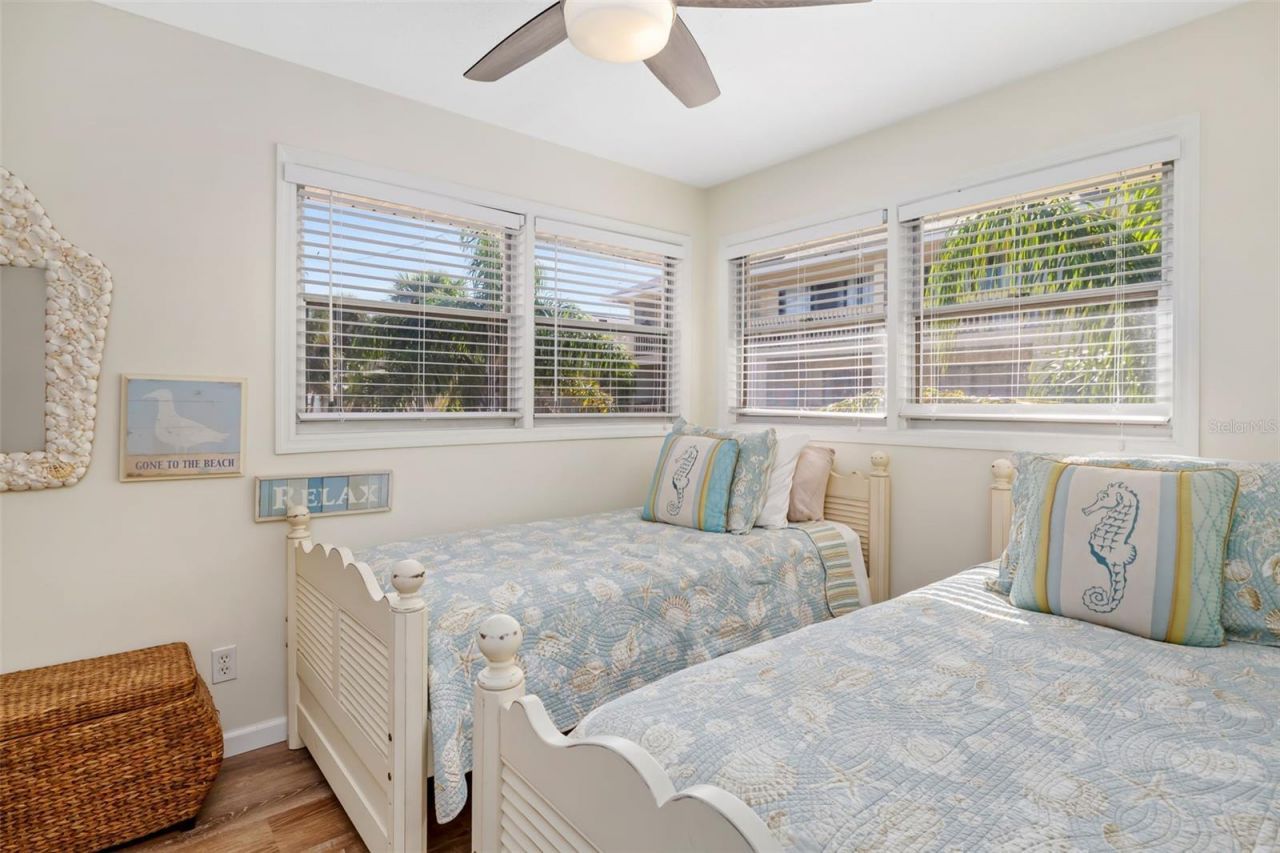 9022 Midnight Pass Road, Sarasota, FL 34242 Photo