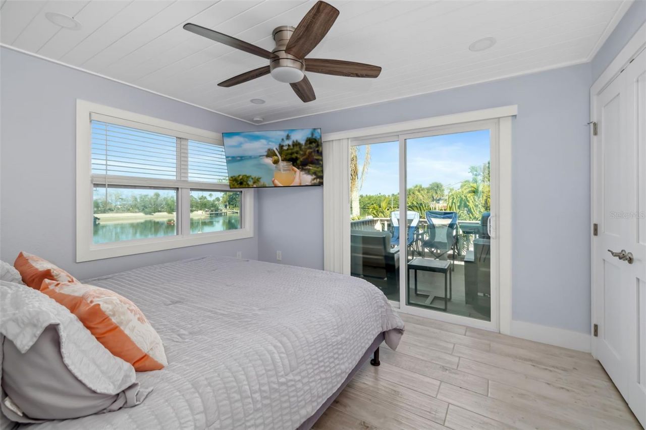 9022 Midnight Pass Road, Sarasota, FL 34242 Photo