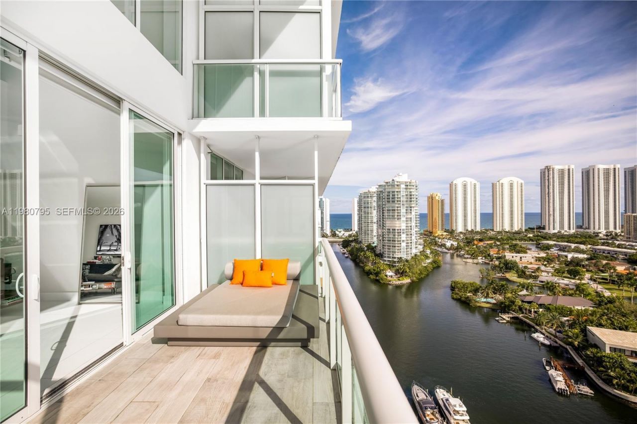 400 Sunny Isles Blvd , Unit 2019, Sunny Isles Beach, FL 33160 Photo