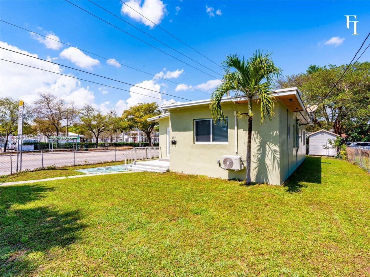 1195 NW 48th St , Miami, FL 33127 Photo