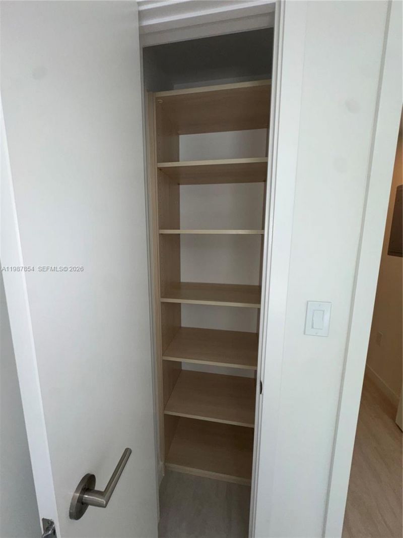 77 SE 5th St, Unit 1808, Miami, FL 33131 Photo
