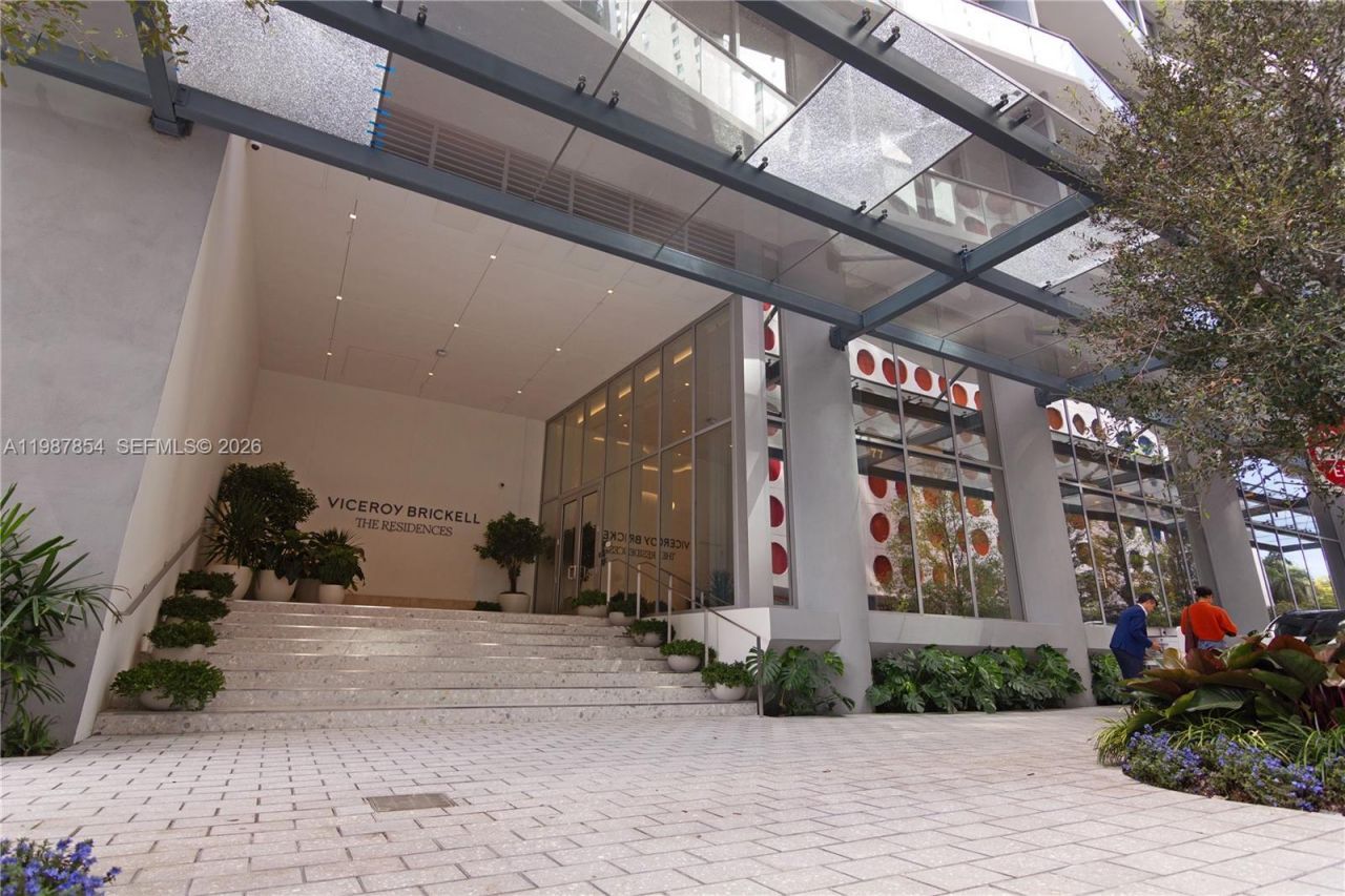 77 SE 5th St, Unit 1808, Miami, FL 33131 Photo