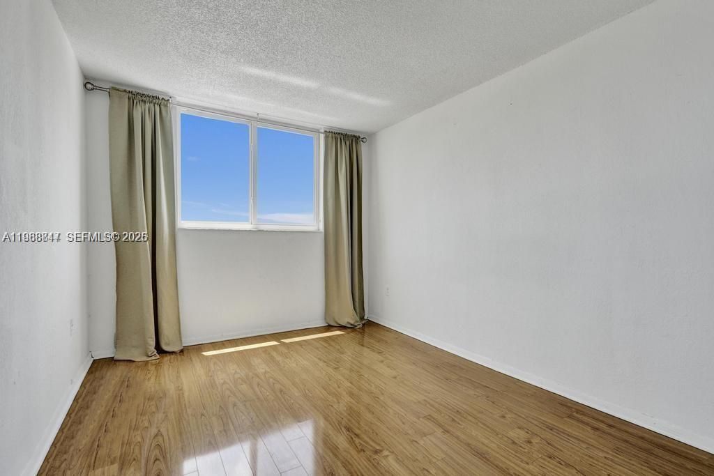 1251 NE 108th St , Unit 411, Miami, FL 33161 Photo