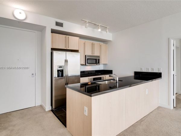 79 SW 12th St , Unit 3103-S, Miami, FL 33130