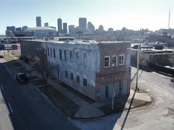 1623 N Broadway , St Louis, MO 63102