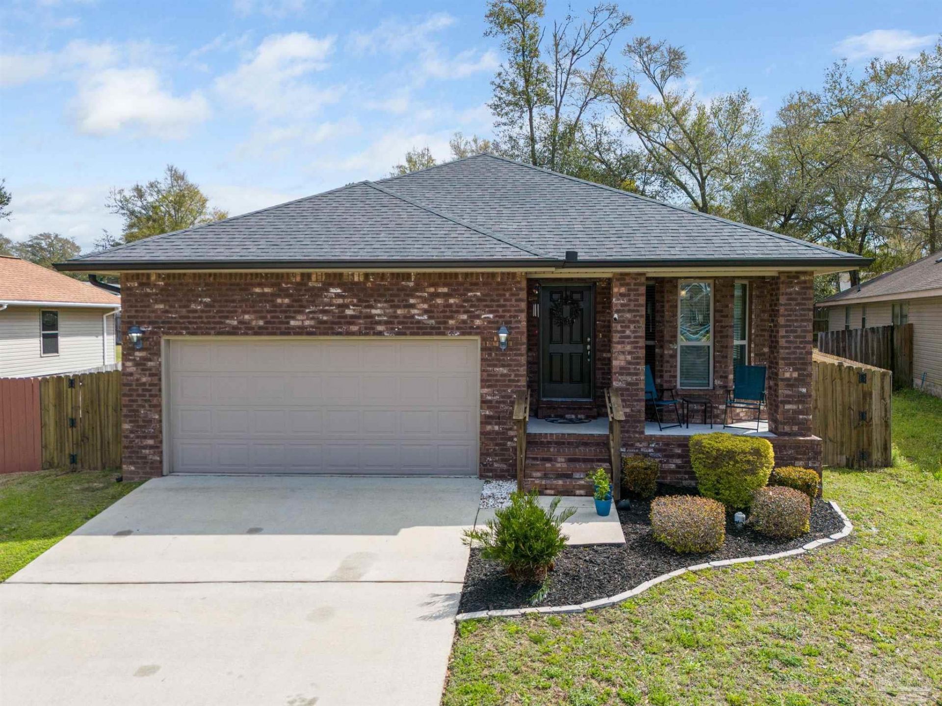 2143 Waltham St, Pensacola, FL 32505 Main Photo