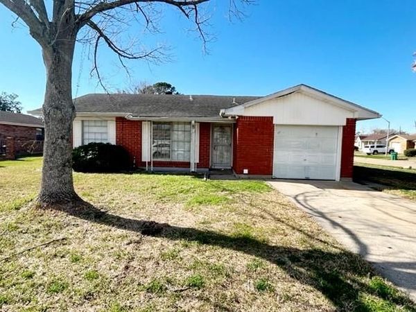 441 BUTLER Drive , Avondale, LA 70094