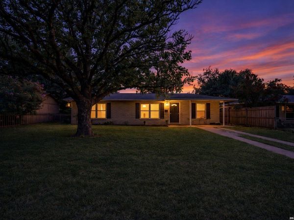 338 TOMROB DR, San Antonio, TX 78220