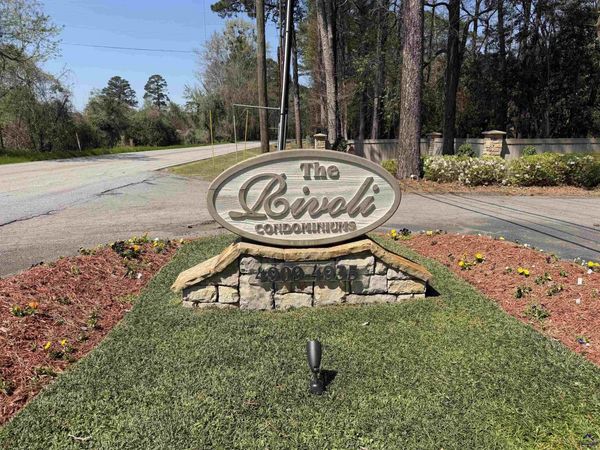 4935 Rivoli Drive, Macon, GA 31210