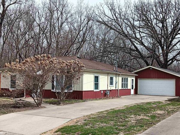 742 Pocahontas Lane, Ottumwa, IA 52501