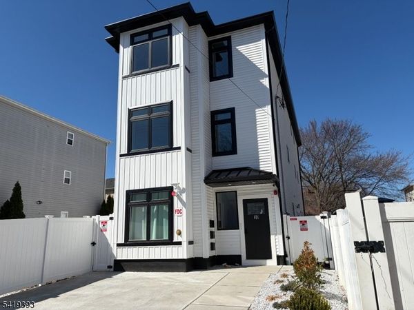 30 Auburn St., Paterson, NJ 07501