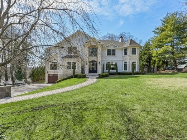 73 Maple Ave, Wayne, NJ 07470