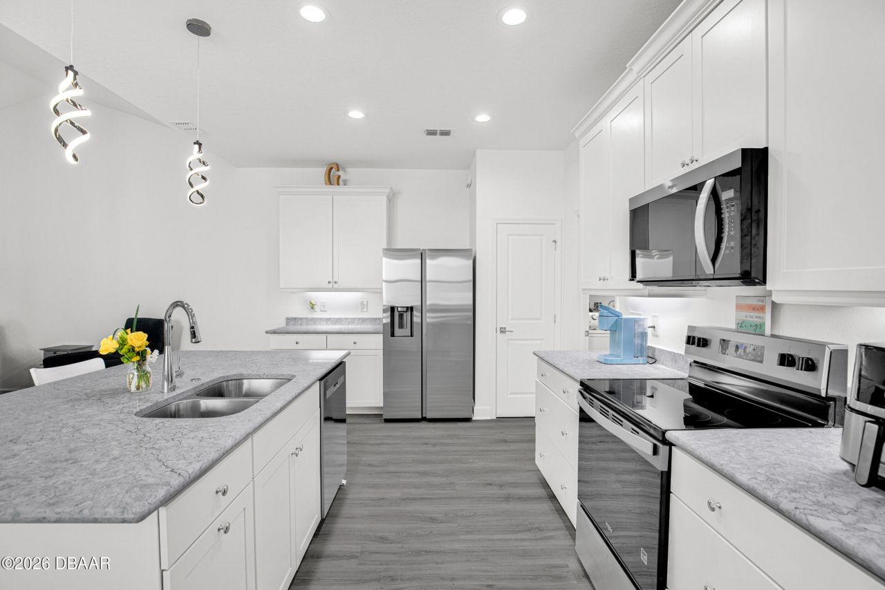 169 Coastal Avenue, Daytona Beach, FL 32124 Photo