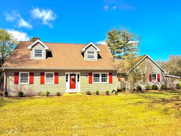 814 S Meadowbrook Drive, Bloomington, IN 47401
