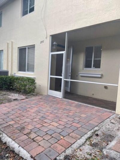 2757 S Evergreen Circle, Boynton Beach, FL 33474 Photo