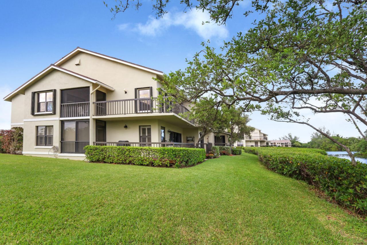 2206 S Fairway Dr S S, Jupiter, FL 33477 Photo