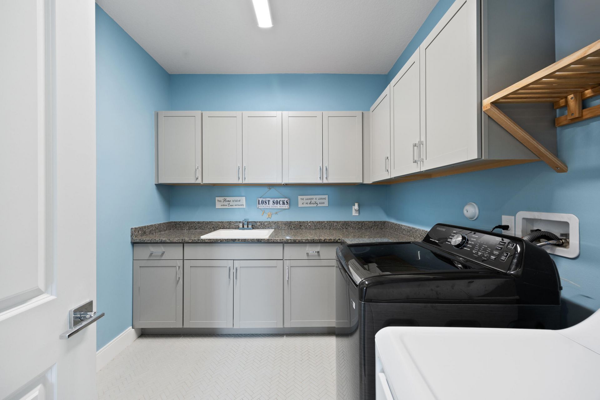 953 Hookline Circle, The Acreage, FL 33470 Photo