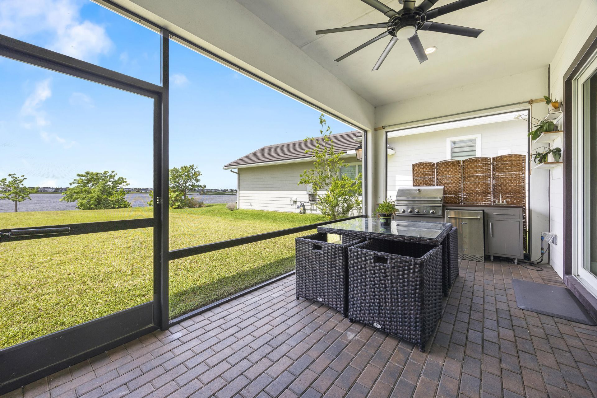 953 Hookline Circle, The Acreage, FL 33470 Photo