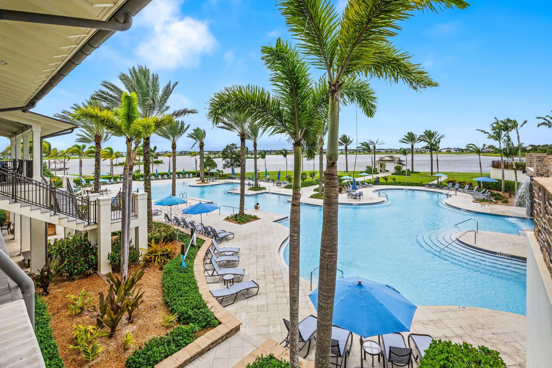 953 Hookline Circle, The Acreage, FL 33470 Photo