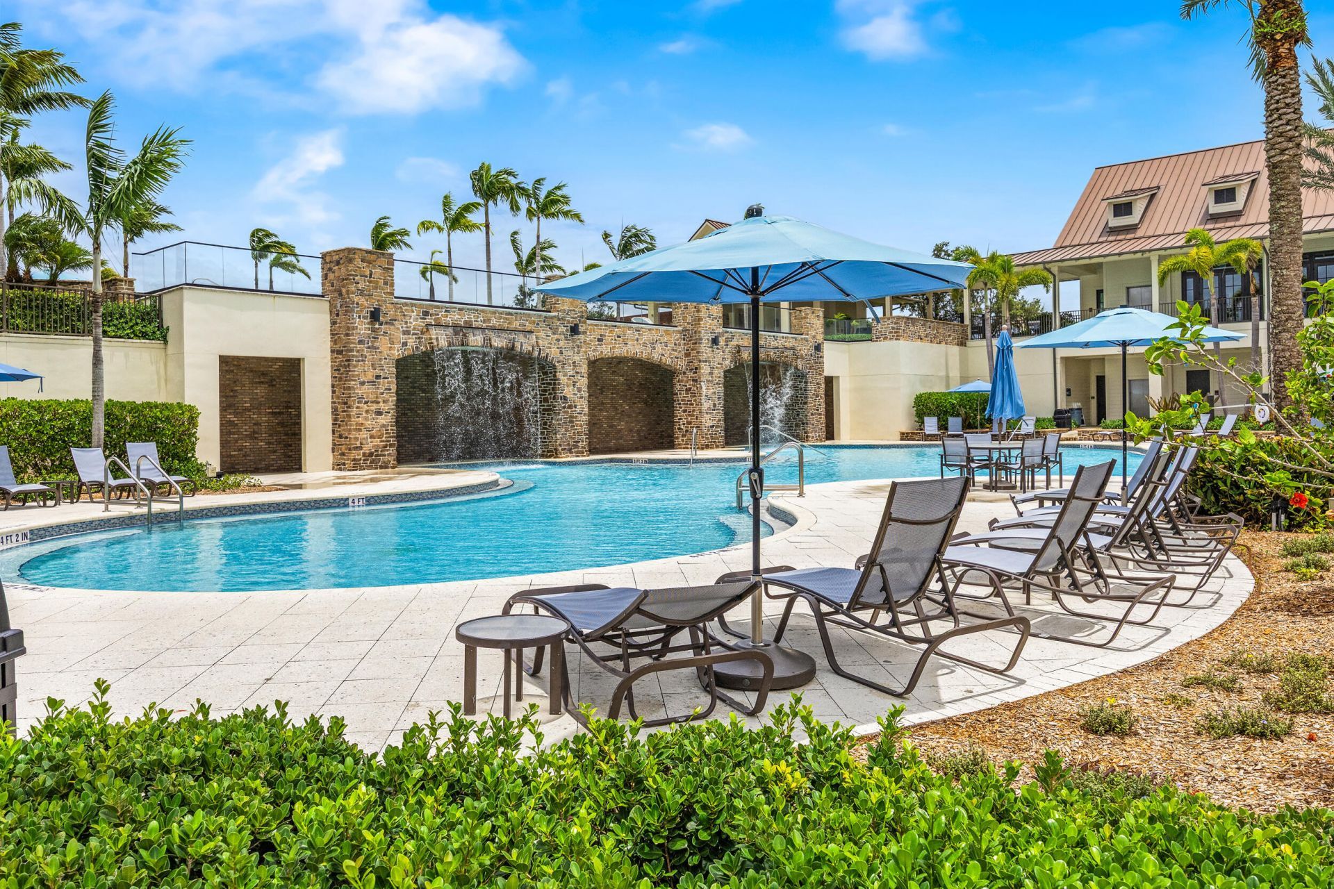 953 Hookline Circle, The Acreage, FL 33470 Photo